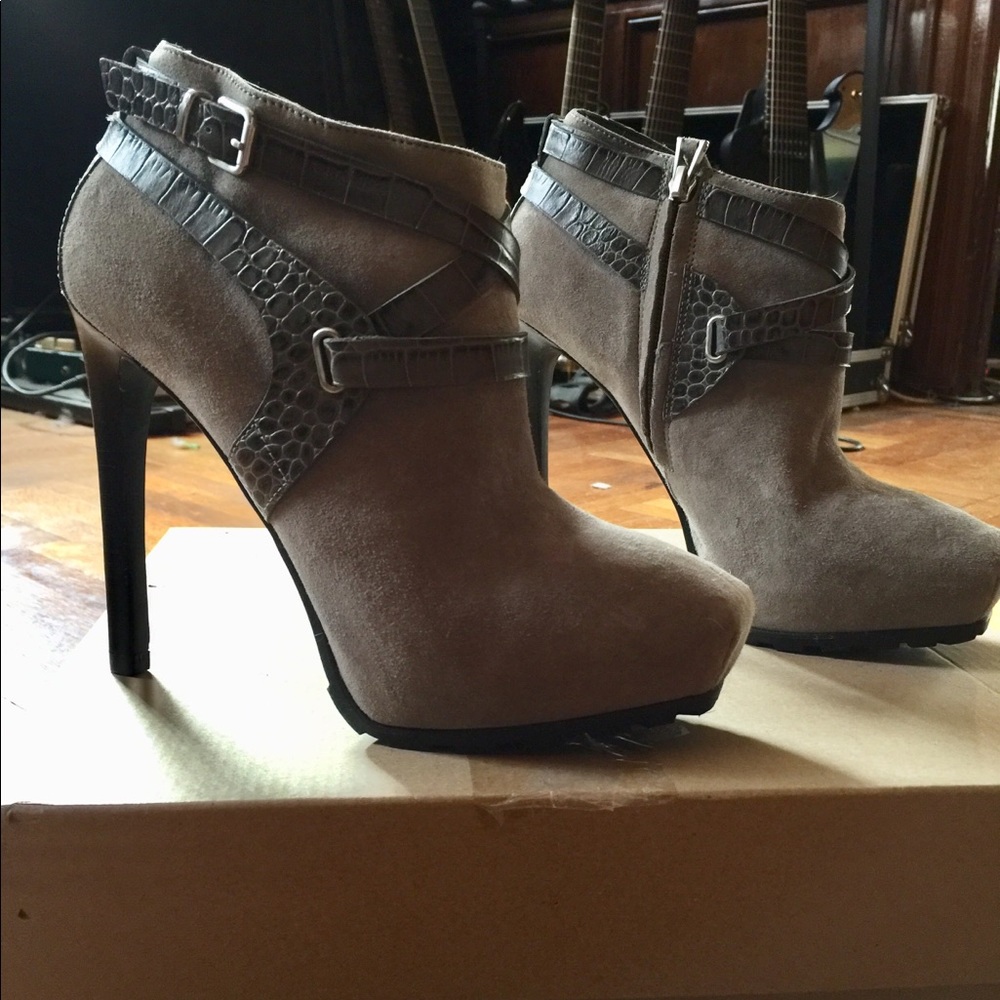 Guess Grey suede pump booties boots